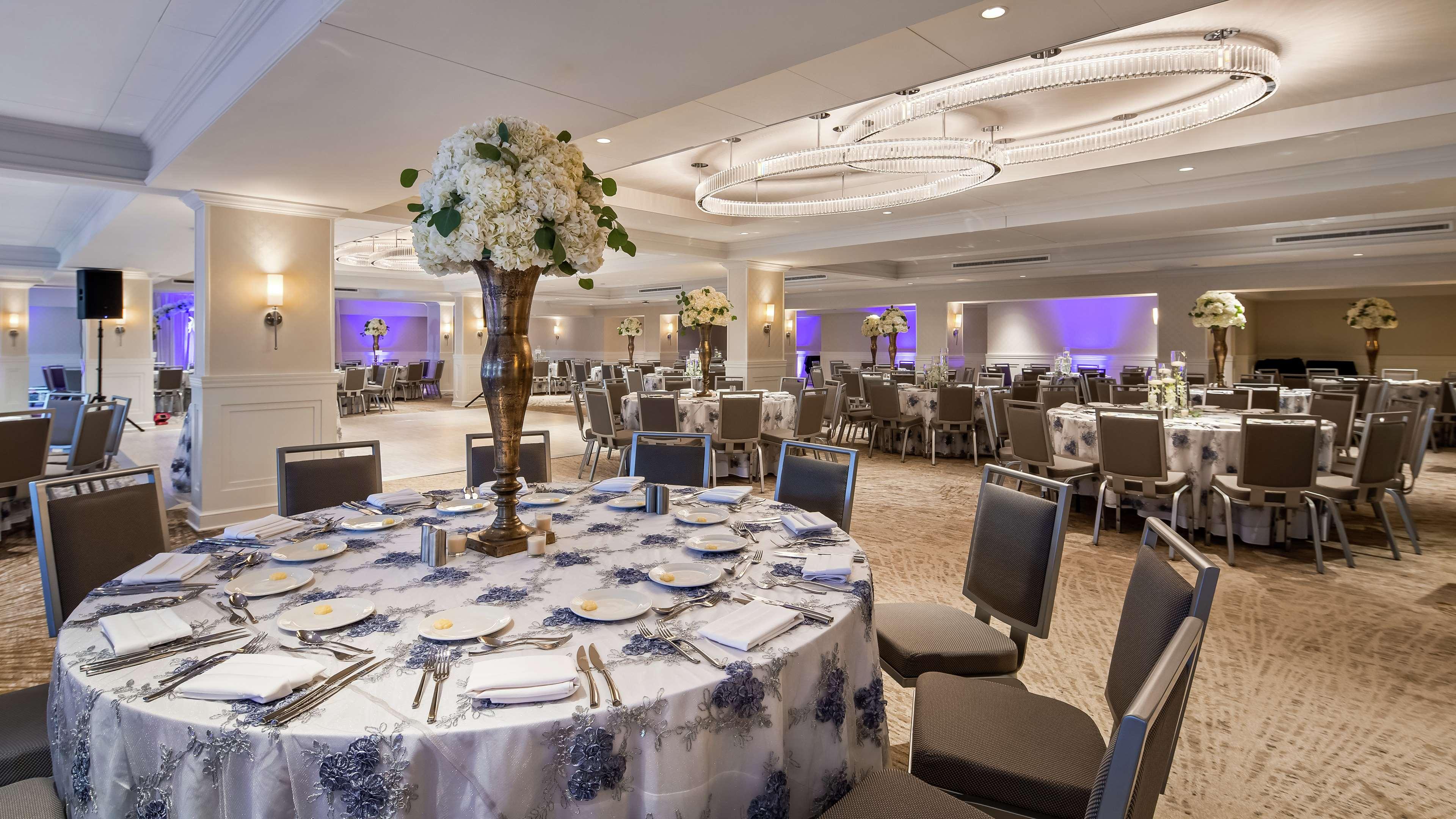 The Kingsley Bloomfield Hills - A Doubletree By Hilton Hotel Eksteriør billede
